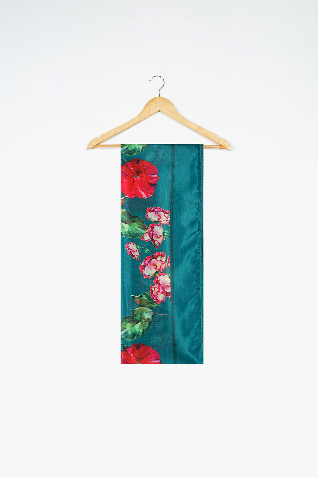 Yukril Stole