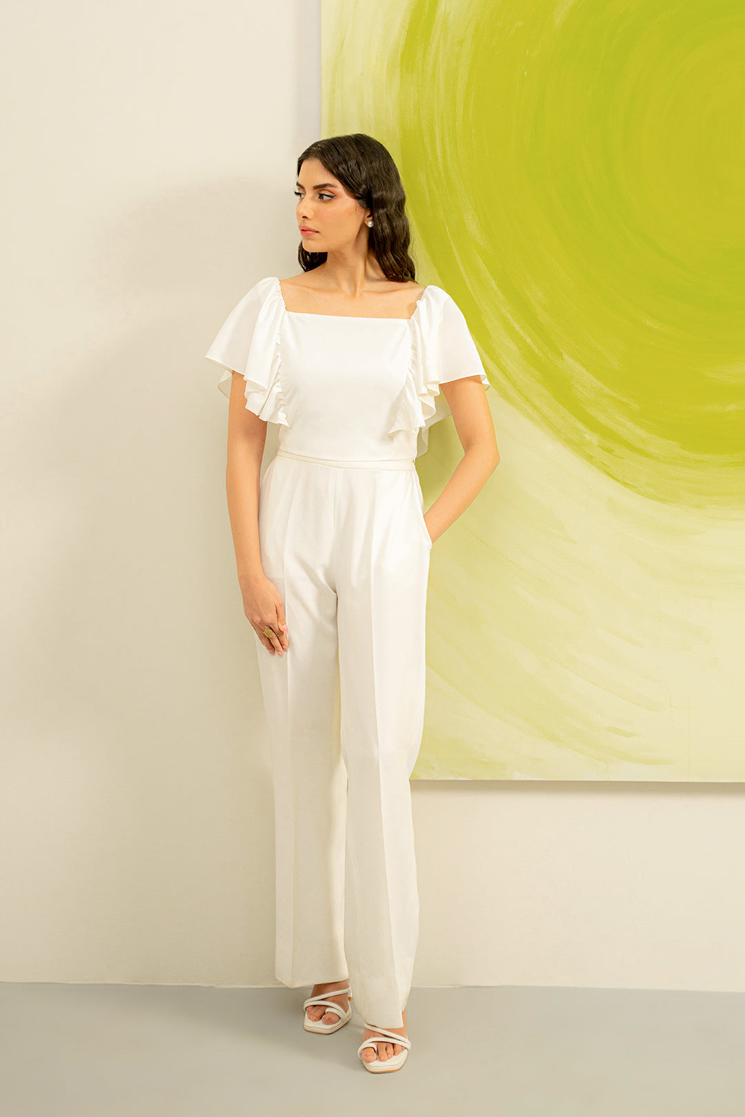 https://cdn.shopify.com/s/files/1/0611/8585/1568/files/W.SS23.366.T-3.jpg?v=1736336137