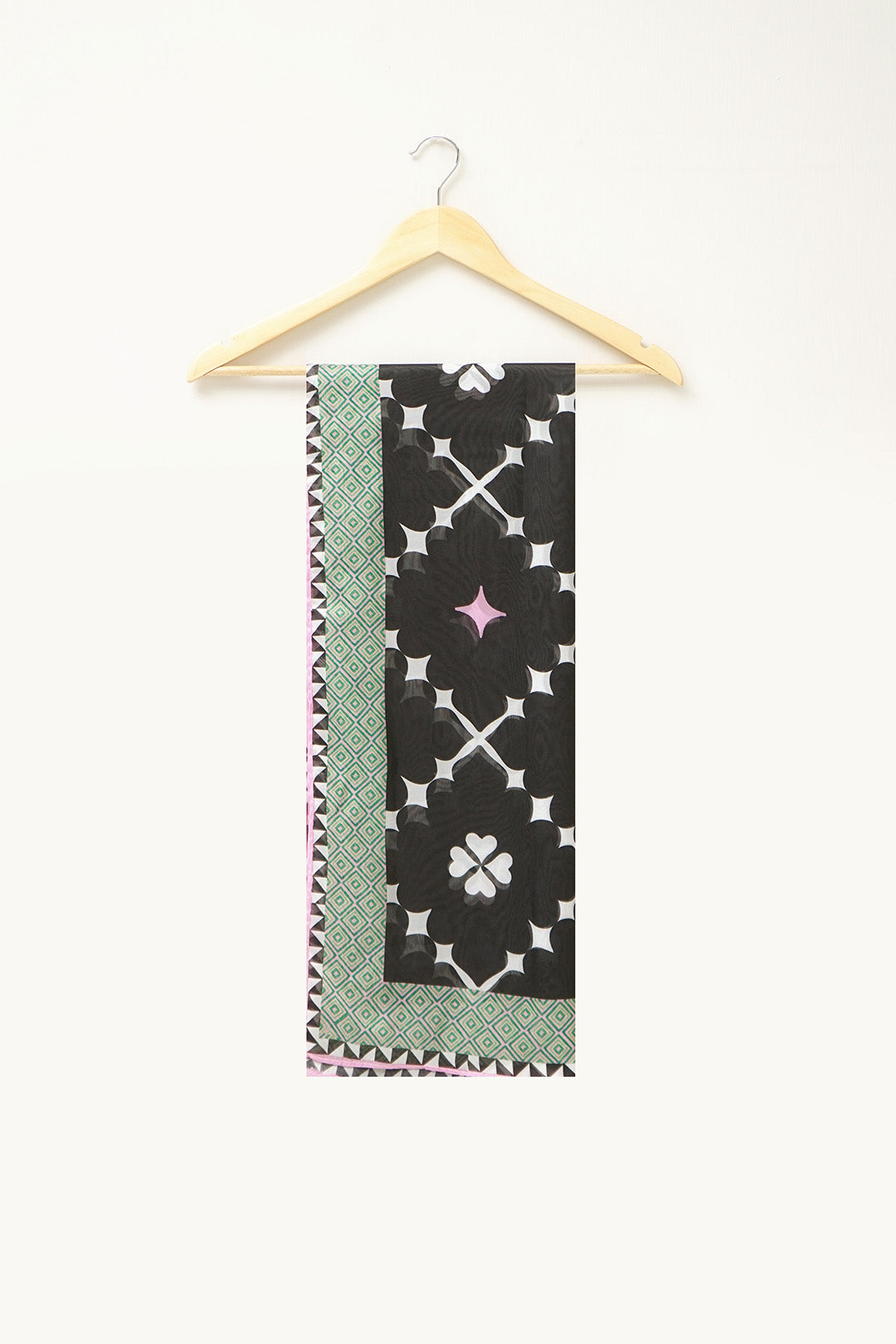 https://cdn.shopify.com/s/files/1/0611/8585/1568/files/W.SS23.441.T-1.jpg?v=1736336103