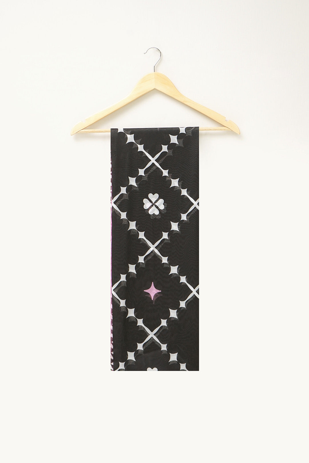 https://cdn.shopify.com/s/files/1/0611/8585/1568/files/W.SS23.441.T-2.jpg?v=1736336103