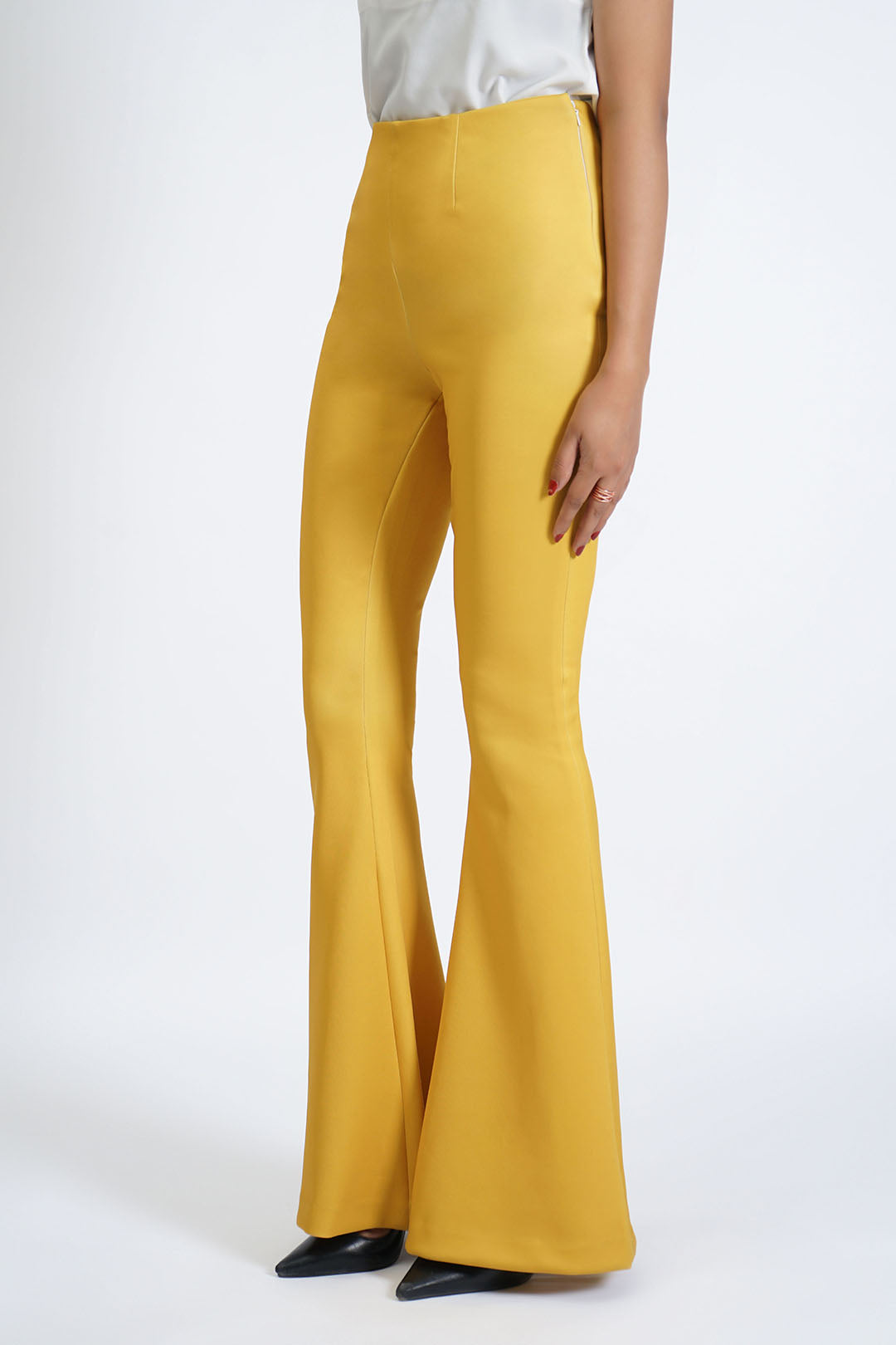 https://cdn.shopify.com/s/files/1/0611/8585/1568/files/W.SS23.478.P-2.jpg?v=1736336049