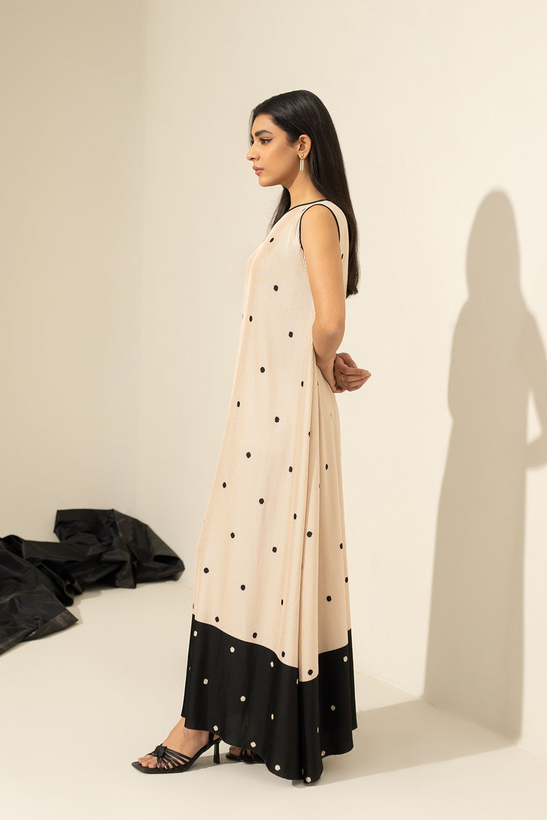 Paria Dress (Sleeveless)