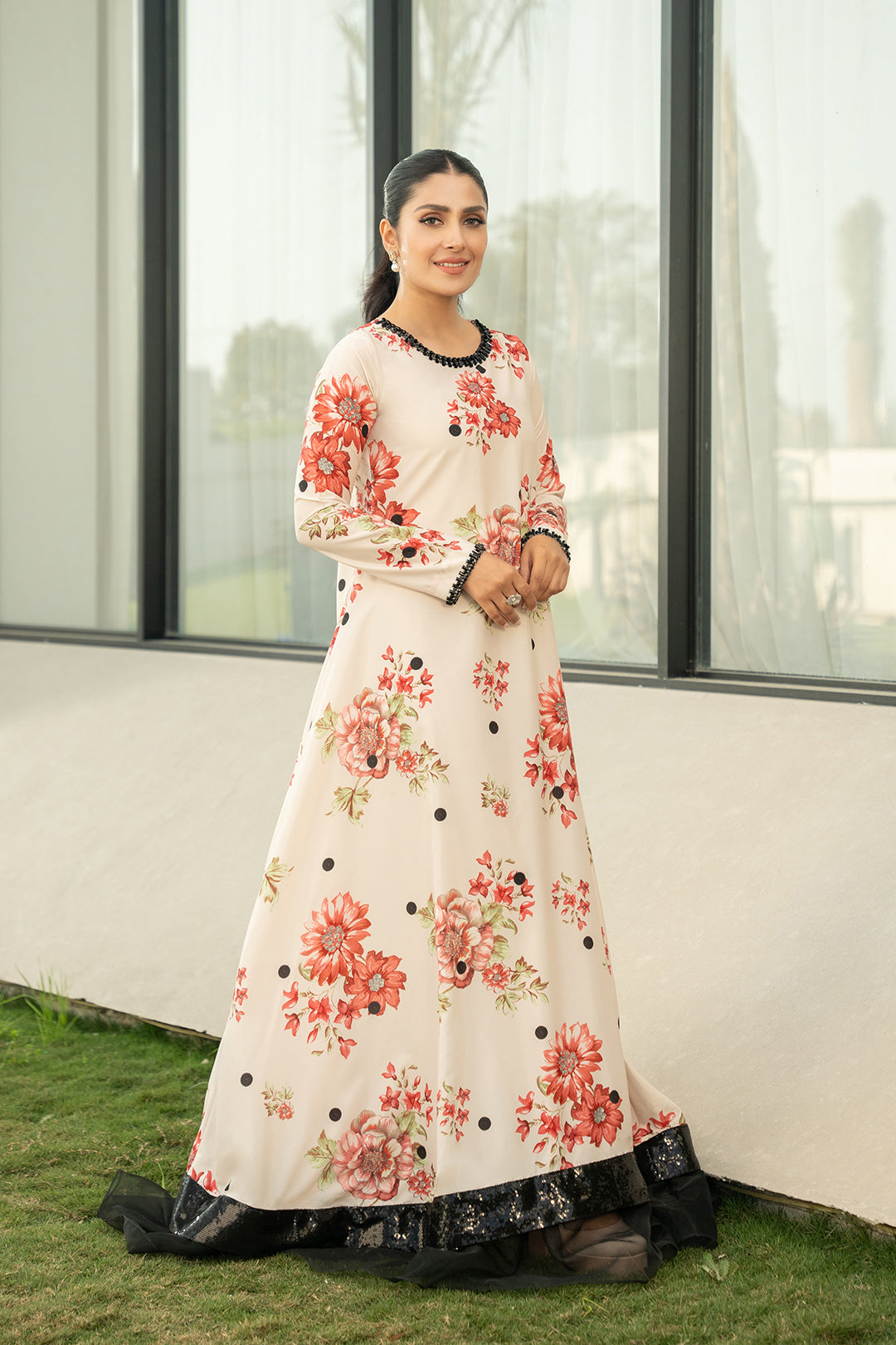 https://cdn.shopify.com/s/files/1/0611/8585/1568/files/W.SS24.002.T-1.jpg?v=1736335242