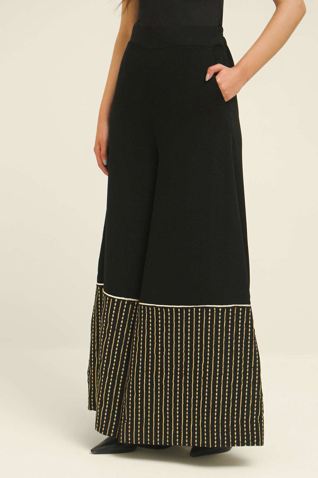 Niyal Pants