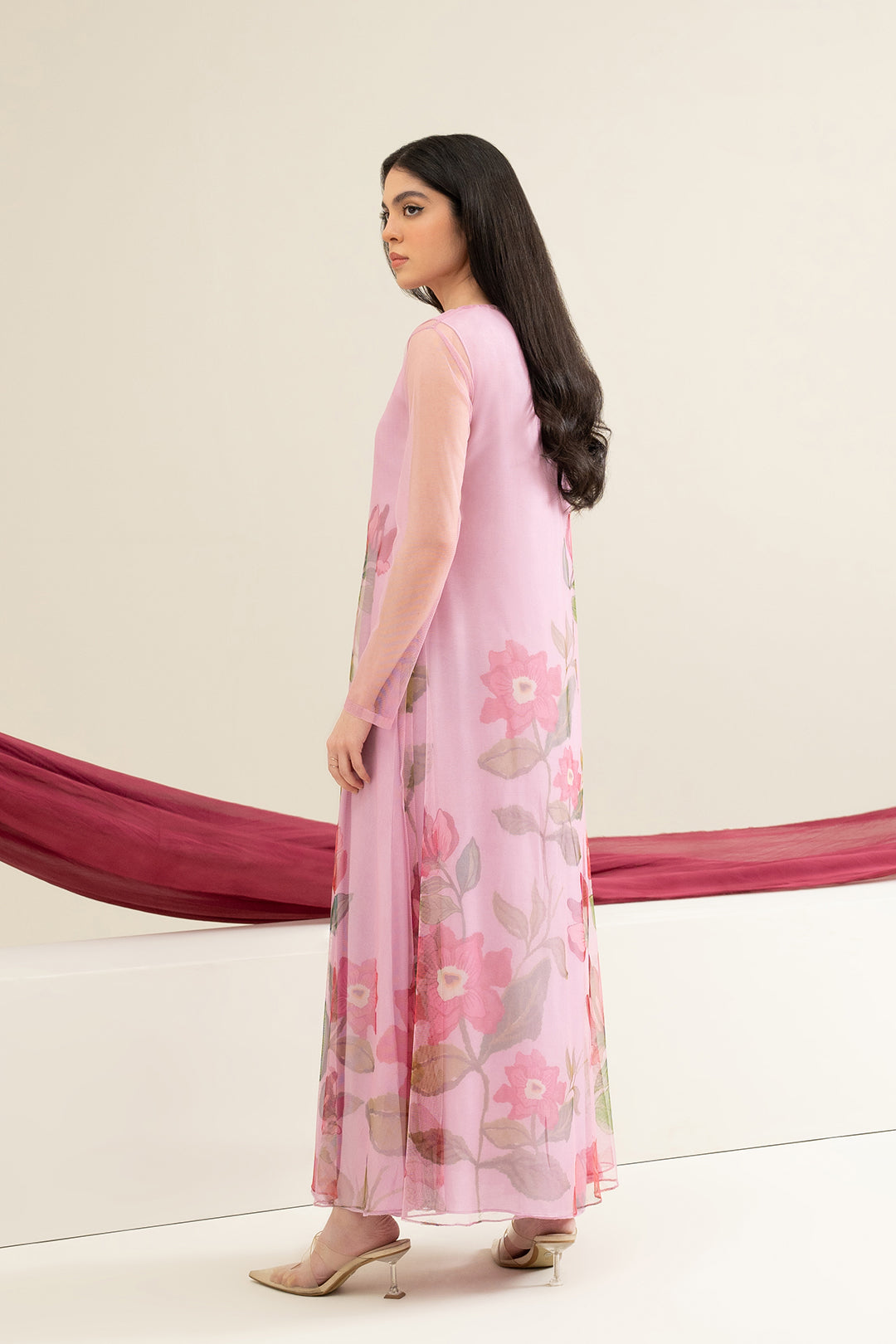 Uskaril Dress