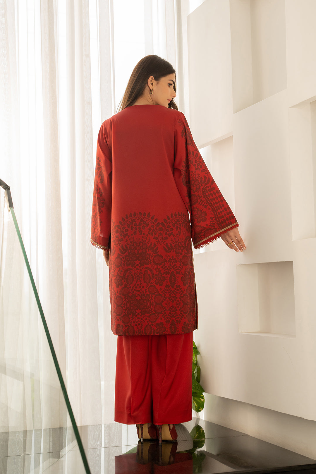 https://cdn.shopify.com/s/files/1/0611/8585/1568/files/W.SS24.106.T-4.jpg?v=1736335405