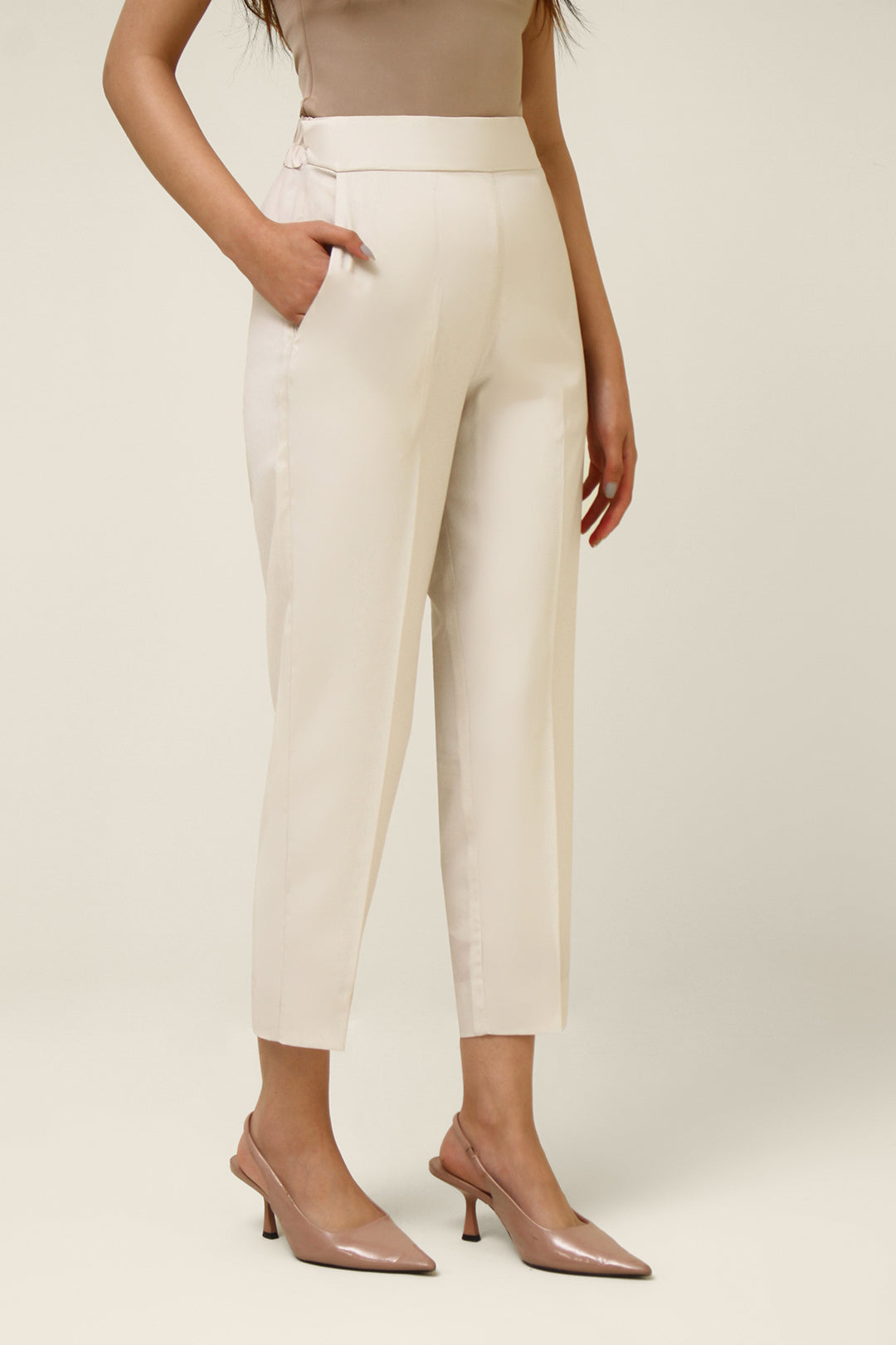 https://cdn.shopify.com/s/files/1/0611/8585/1568/files/W.SS24.123.P-2.jpg?v=1736335272