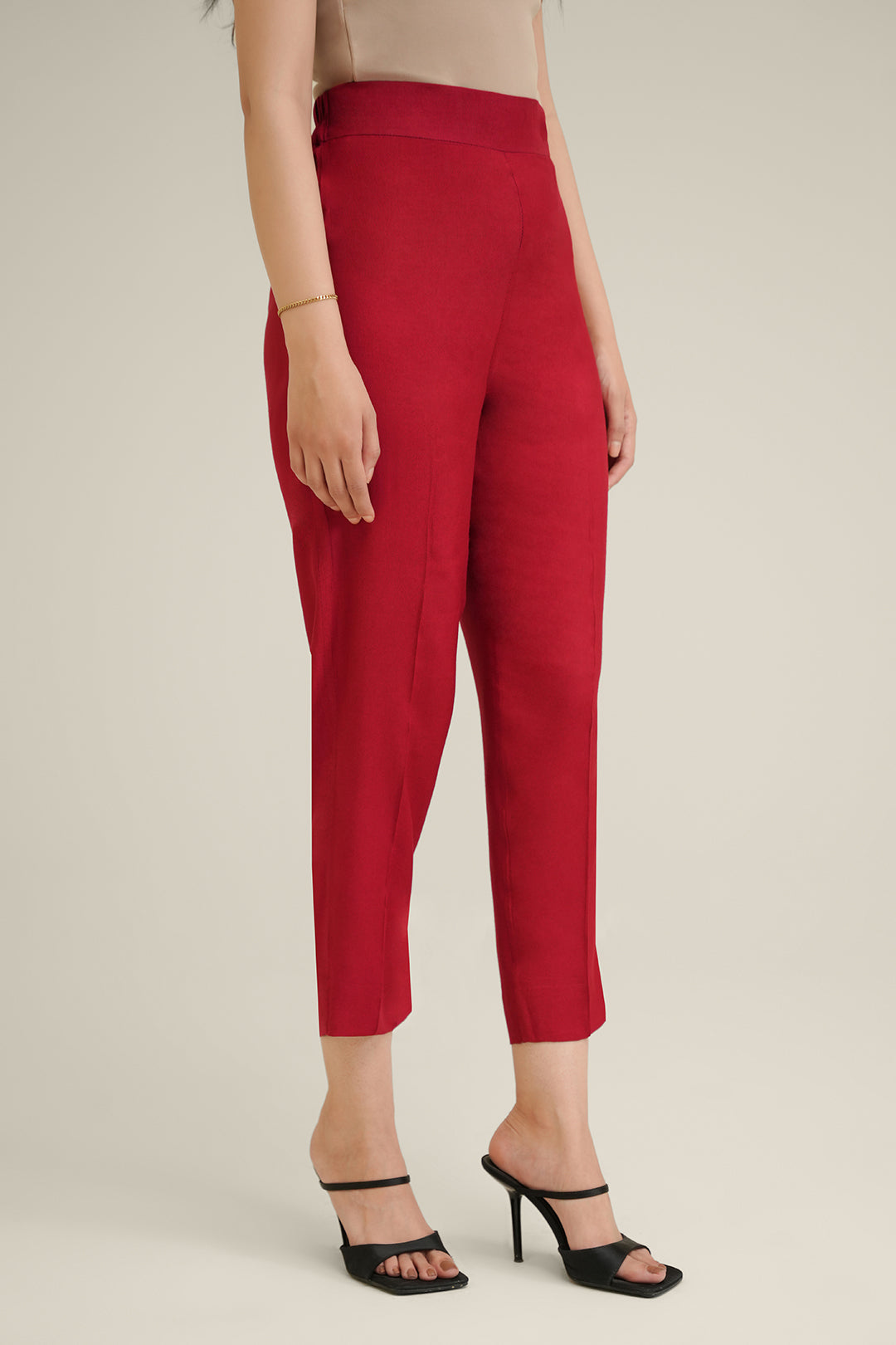 https://cdn.shopify.com/s/files/1/0611/8585/1568/files/W.SS24.261.P-2.jpg?v=1736335092