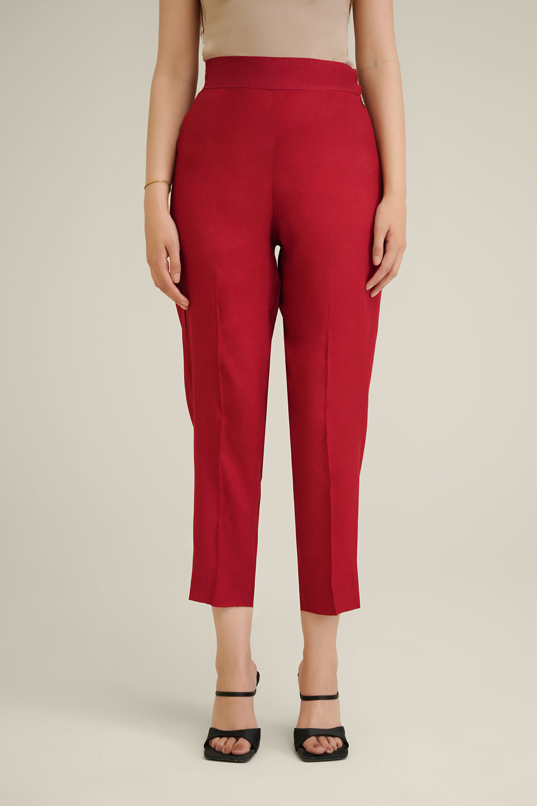 https://cdn.shopify.com/s/files/1/0611/8585/1568/files/W.SS24.261.P-3.jpg?v=1736335092