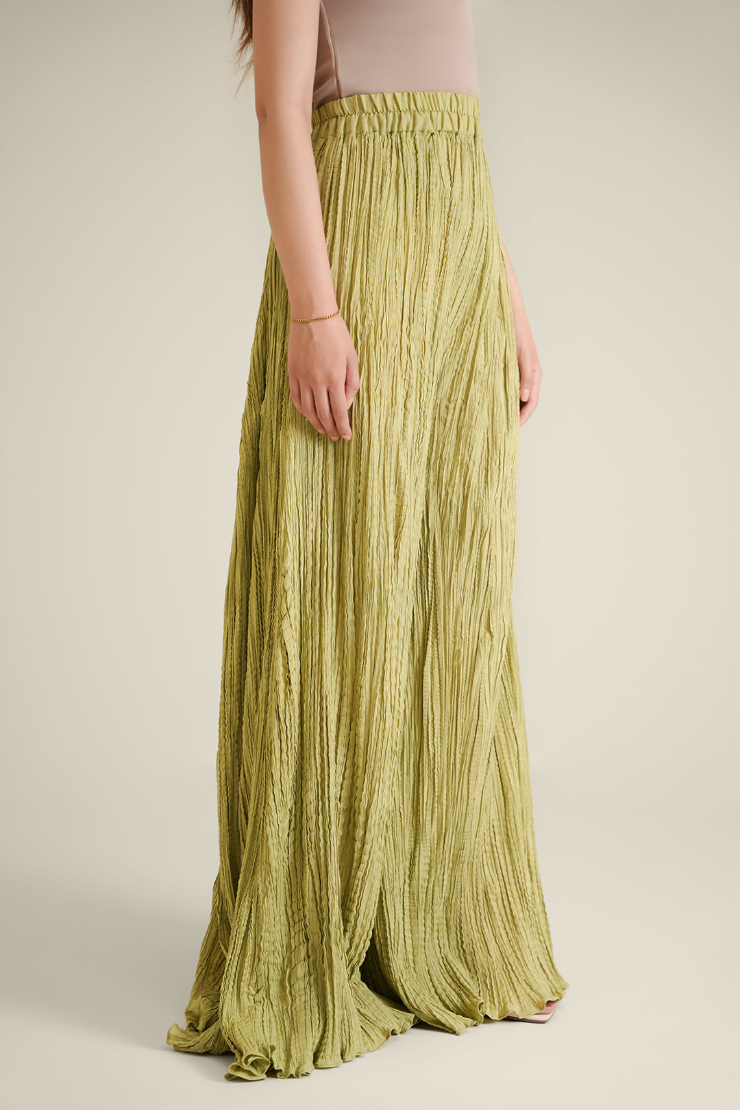 https://cdn.shopify.com/s/files/1/0611/8585/1568/files/W.SS24.282.P-2.jpg?v=1736335011