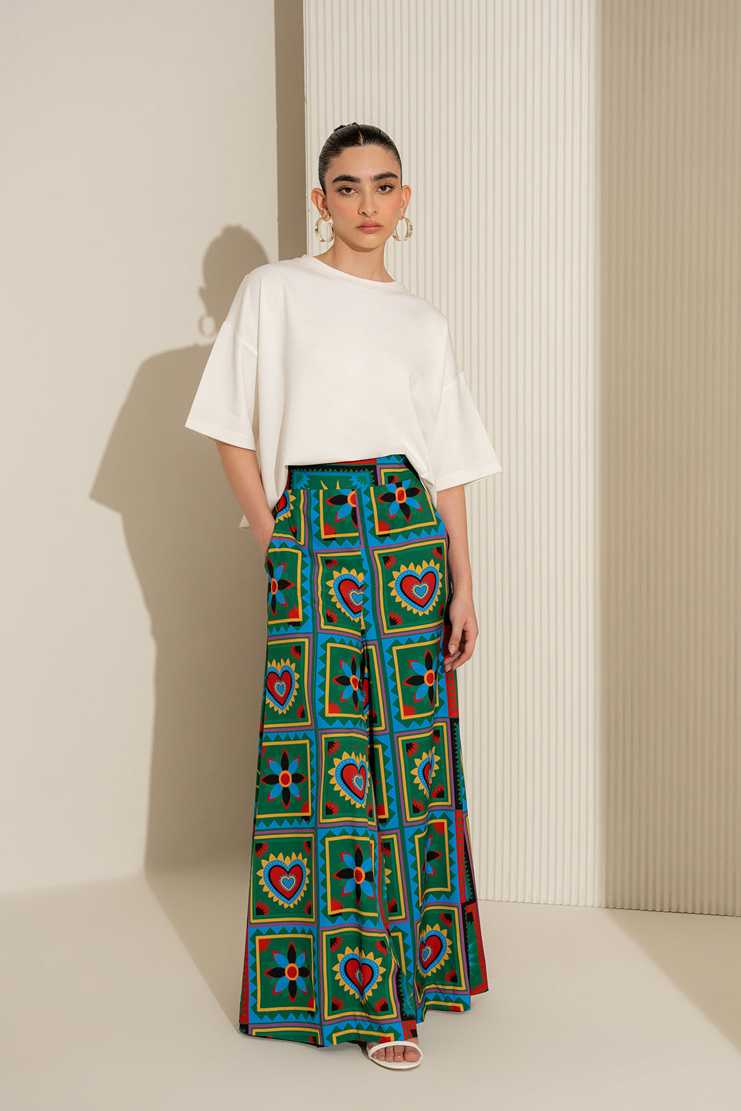 https://cdn.shopify.com/s/files/1/0611/8585/1568/files/W.SS24.326.P-4.jpg?v=1736335176