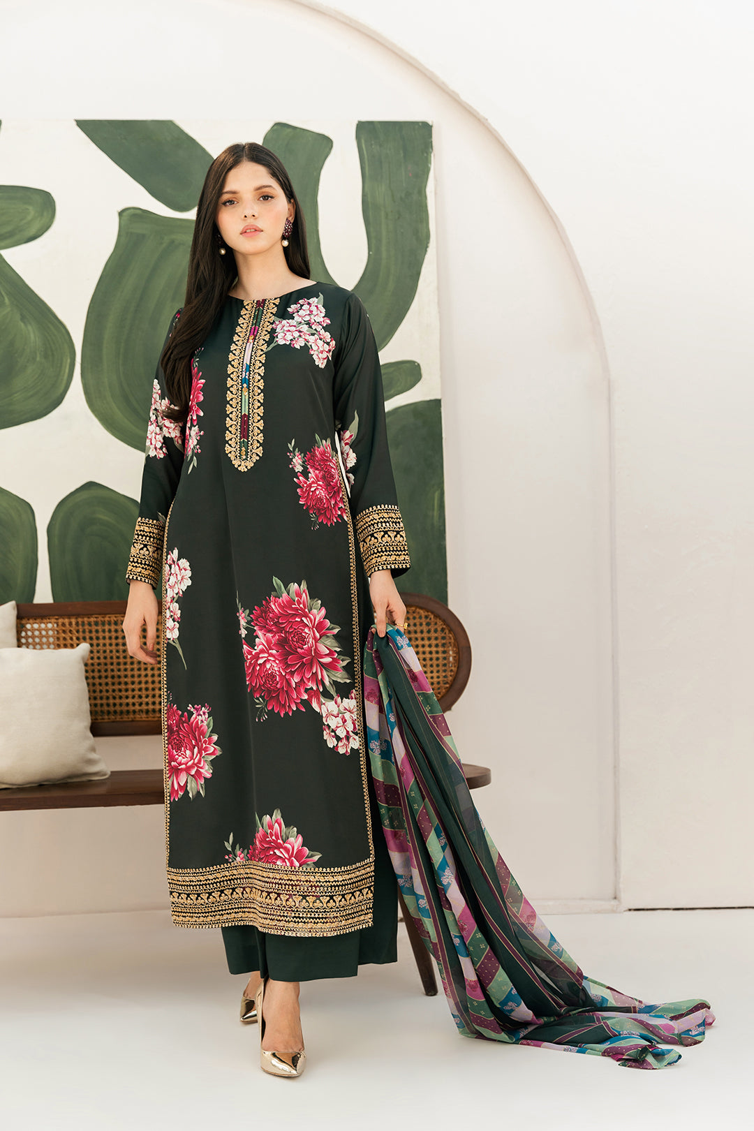 https://cdn.shopify.com/s/files/1/0611/8585/1568/files/W.SS24.331.T-3.jpg?v=1736335105
