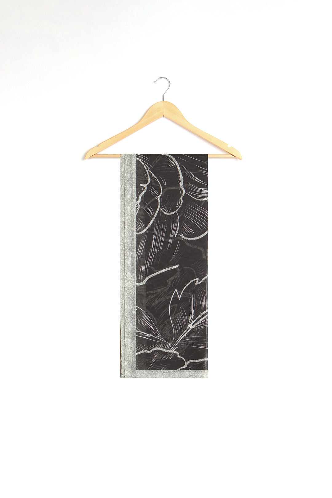 https://cdn.shopify.com/s/files/1/0611/8585/1568/files/W.SS24.341.T-1.jpg?v=1736335017