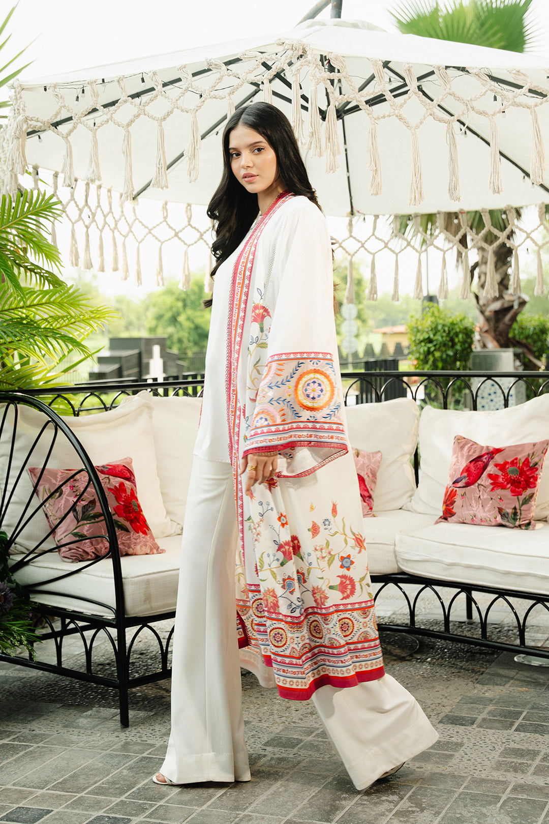 Surga Shrug (RTS)-LULUSAR