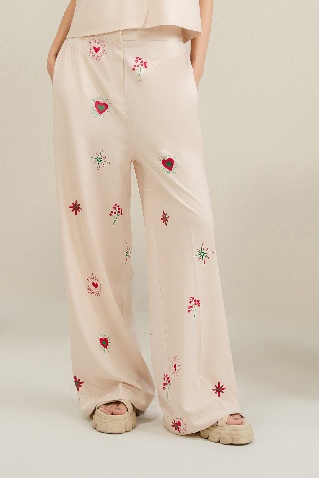 https://cdn.shopify.com/s/files/1/0611/8585/1568/files/W.SS24.598.P-1.jpg?v=1736334836