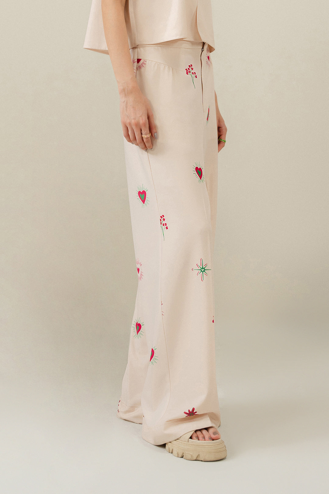 https://cdn.shopify.com/s/files/1/0611/8585/1568/files/W.SS24.598.P-3.jpg?v=1736334836