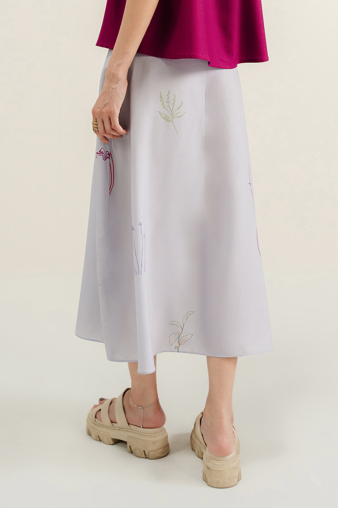 https://cdn.shopify.com/s/files/1/0611/8585/1568/files/W.SS24.599.P-4.jpg?v=1736334828