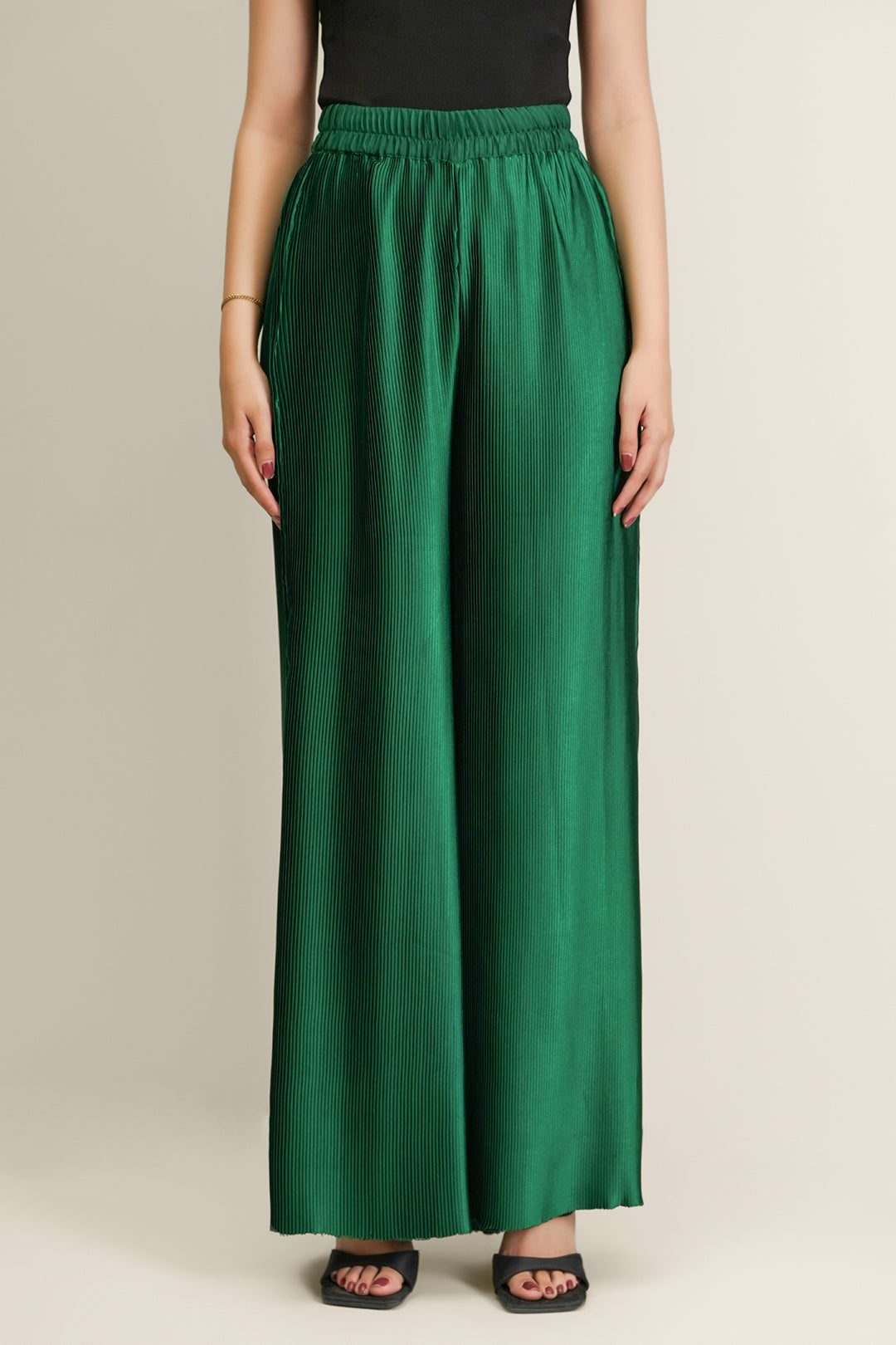 https://cdn.shopify.com/s/files/1/0611/8585/1568/files/W.SS24.621.P-3.jpg?v=1736334701