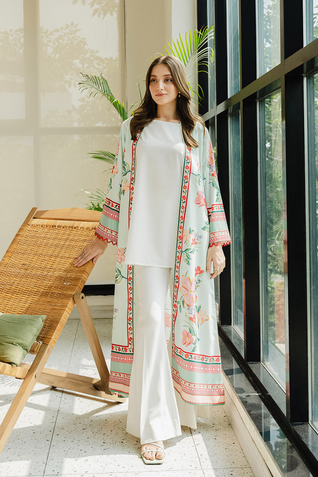 https://cdn.shopify.com/s/files/1/0611/8585/1568/files/W.SS24.664.T-1.jpg?v=1736334712
