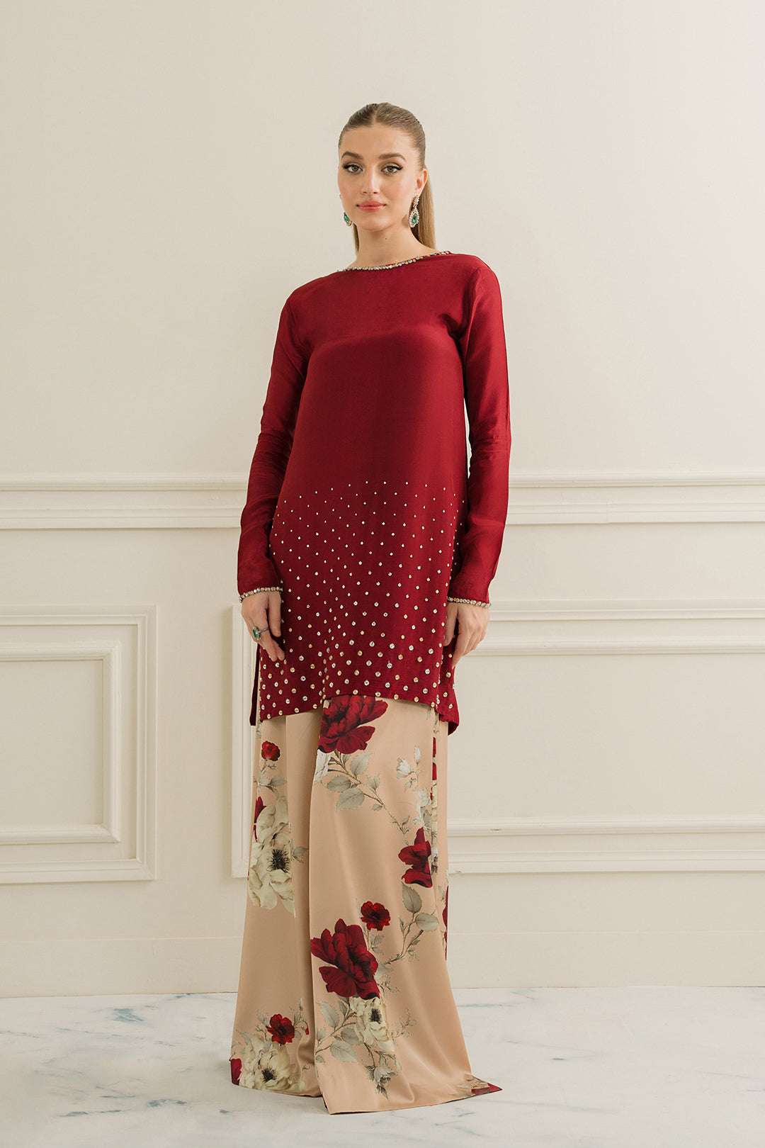 https://cdn.shopify.com/s/files/1/0611/8585/1568/files/W.SS24.771.T-1.jpg?v=1736334523