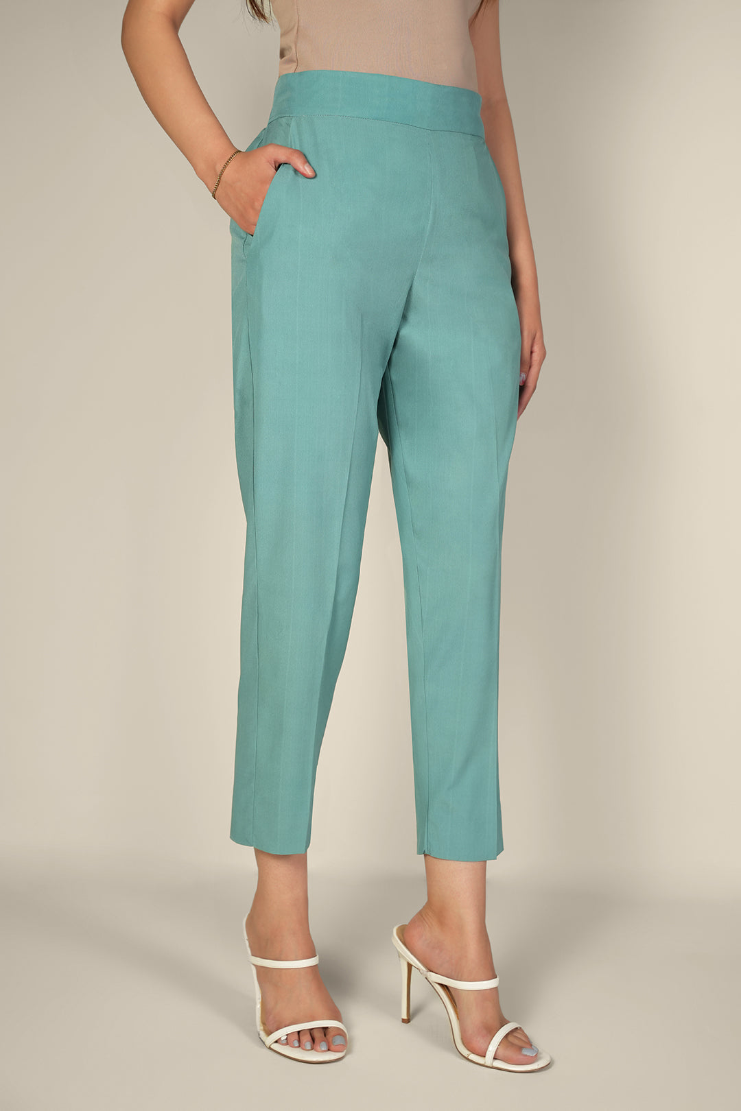 https://cdn.shopify.com/s/files/1/0611/8585/1568/files/W.SS24.800.P-2.jpg?v=1736334604