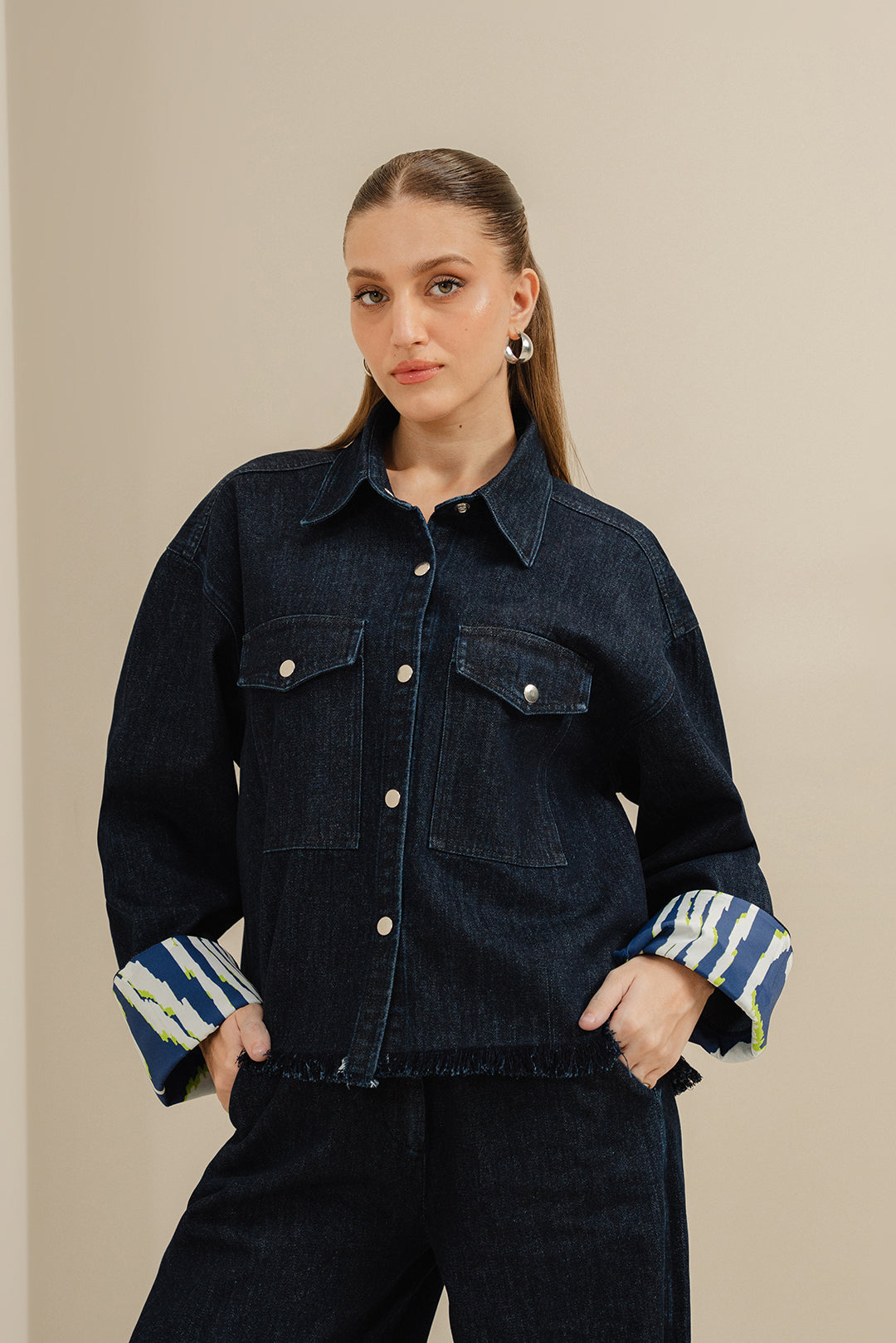 https://cdn.shopify.com/s/files/1/0611/8585/1568/files/W.SS24.803.T-2.jpg?v=1736334583