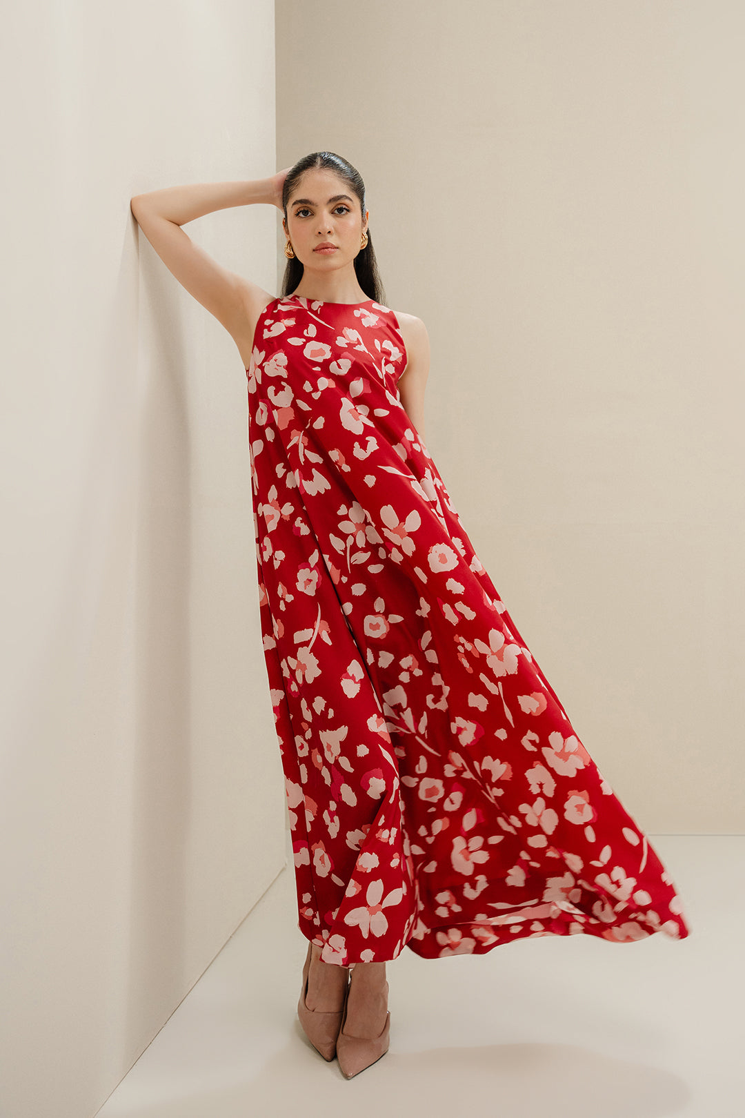 https://cdn.shopify.com/s/files/1/0611/8585/1568/files/W.SS24.816.T-3.jpg?v=1736334575