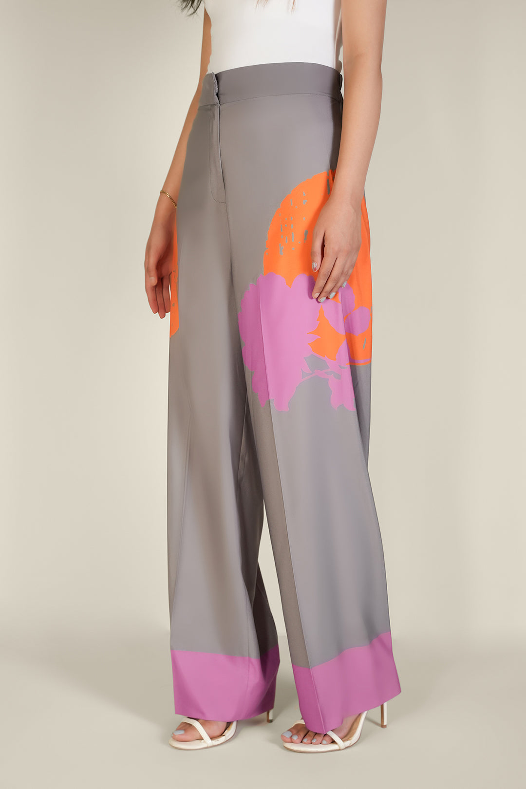 https://cdn.shopify.com/s/files/1/0611/8585/1568/files/W.SS24.860.P-1.jpg?v=1736334490