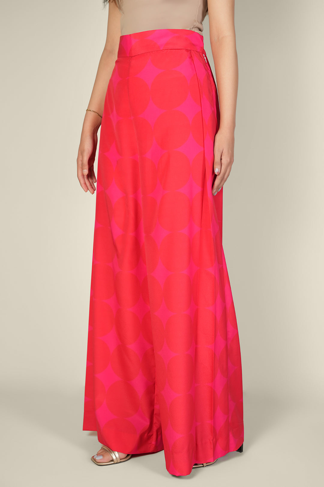 https://cdn.shopify.com/s/files/1/0611/8585/1568/files/W.SS24.861.P-1.jpg?v=1736334488