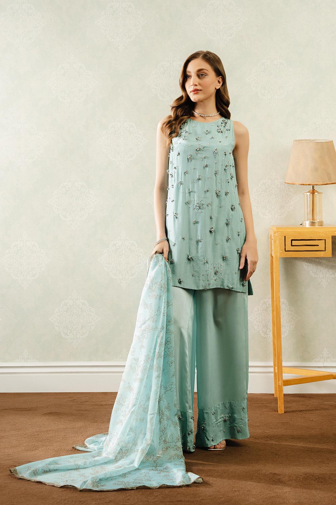 https://cdn.shopify.com/s/files/1/0611/8585/1568/files/W.SS25.031.T-4.jpg?v=1738841261