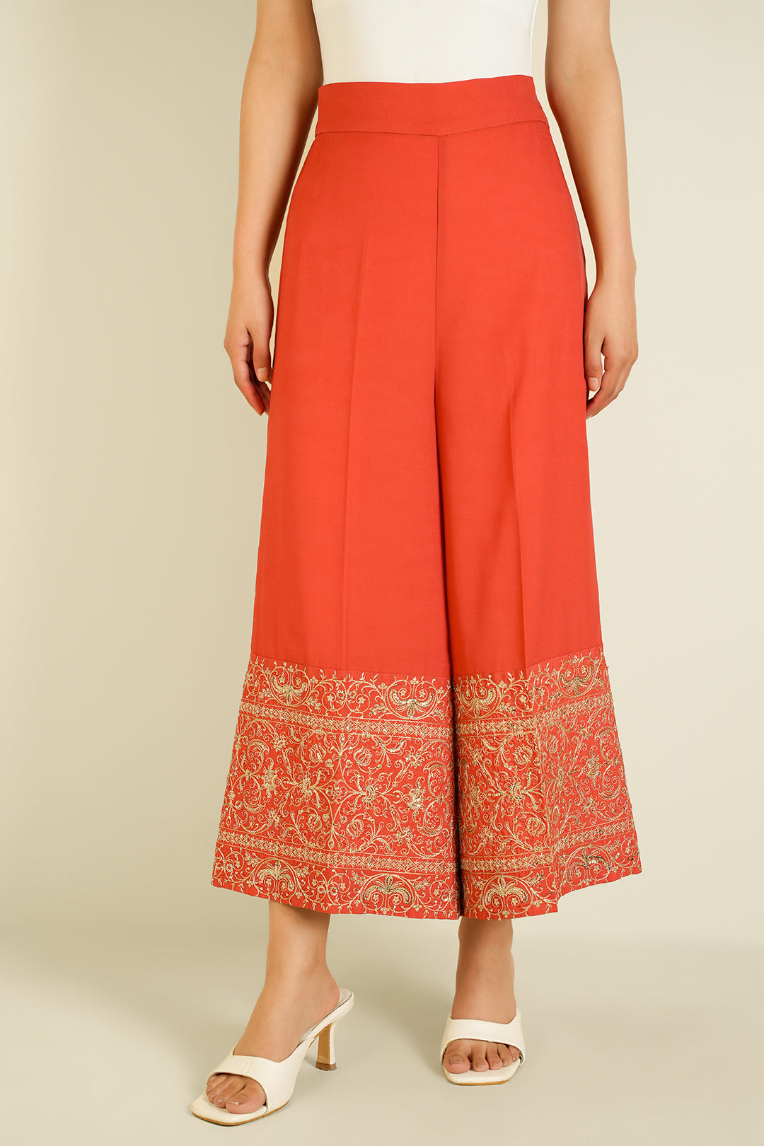 https://cdn.shopify.com/s/files/1/0611/8585/1568/files/W.SS25.049.P-3.jpg?v=1740726495