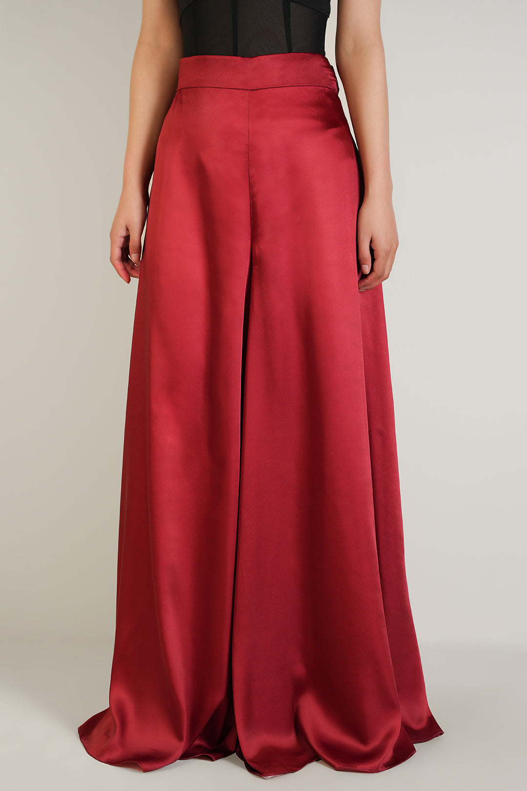 https://cdn.shopify.com/s/files/1/0611/8585/1568/files/W.SS25.050.P-1_6010a9a2-4e1e-4298-aeac-755fb46a17fe.jpg?v=1740729149