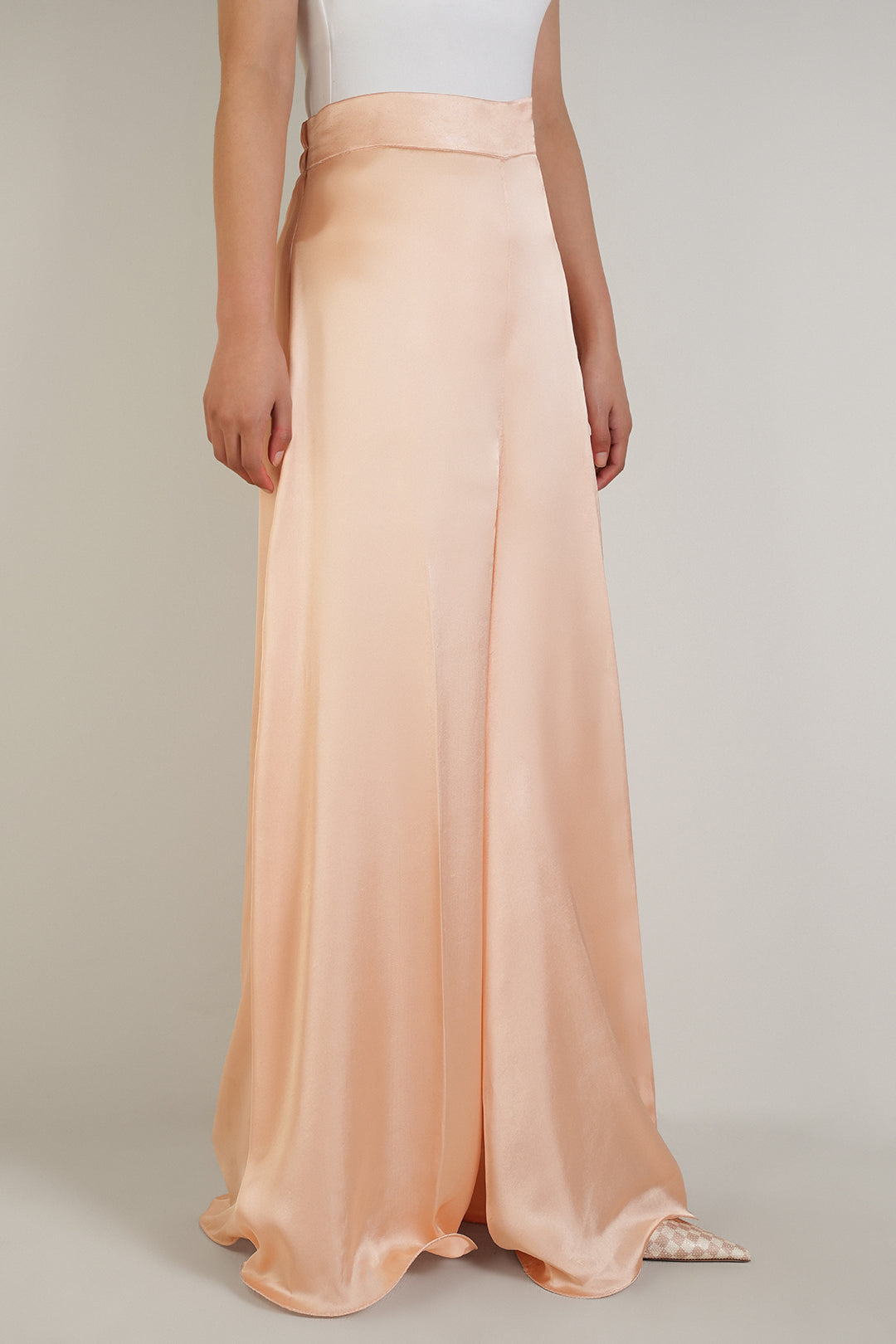 https://cdn.shopify.com/s/files/1/0611/8585/1568/files/W.SS25.089.P-2.jpg?v=1741331108