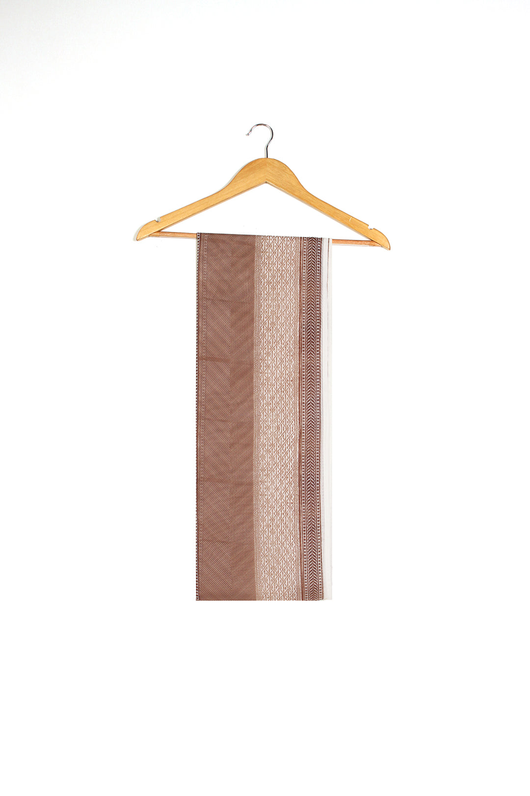 https://cdn.shopify.com/s/files/1/0611/8585/1568/files/W.SS25.148.T-1.jpg?v=1742535813