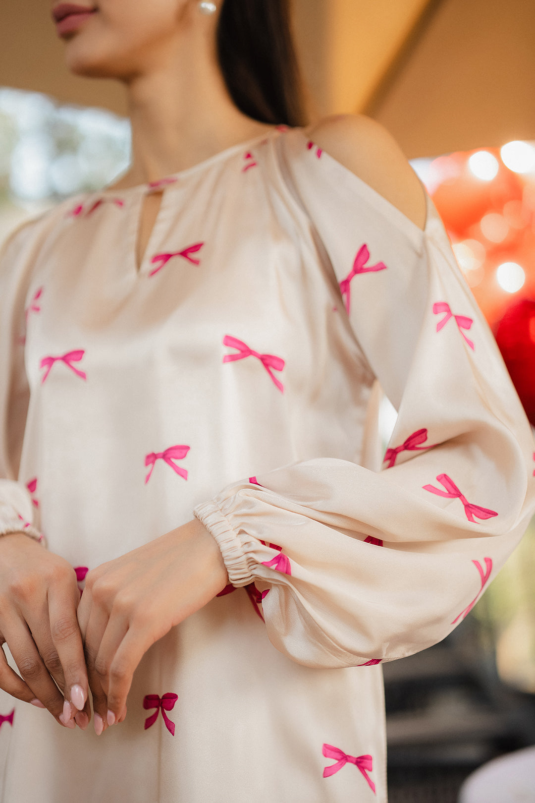 https://cdn.shopify.com/s/files/1/0611/8585/1568/files/W.SS25.182.T-2.jpg?v=1738302265