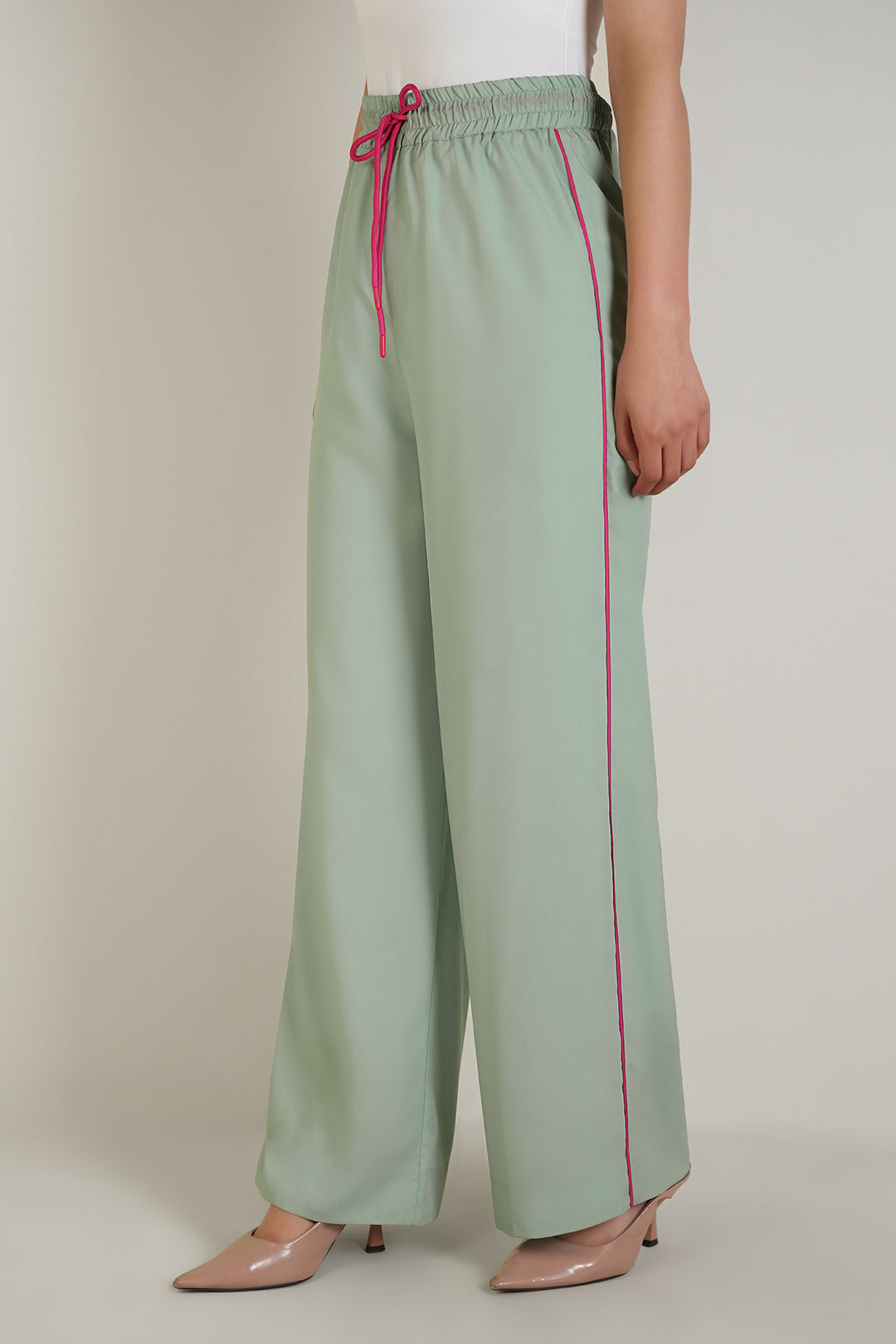 https://cdn.shopify.com/s/files/1/0611/8585/1568/files/W.SS25.192.P-1.jpg?v=1738302387