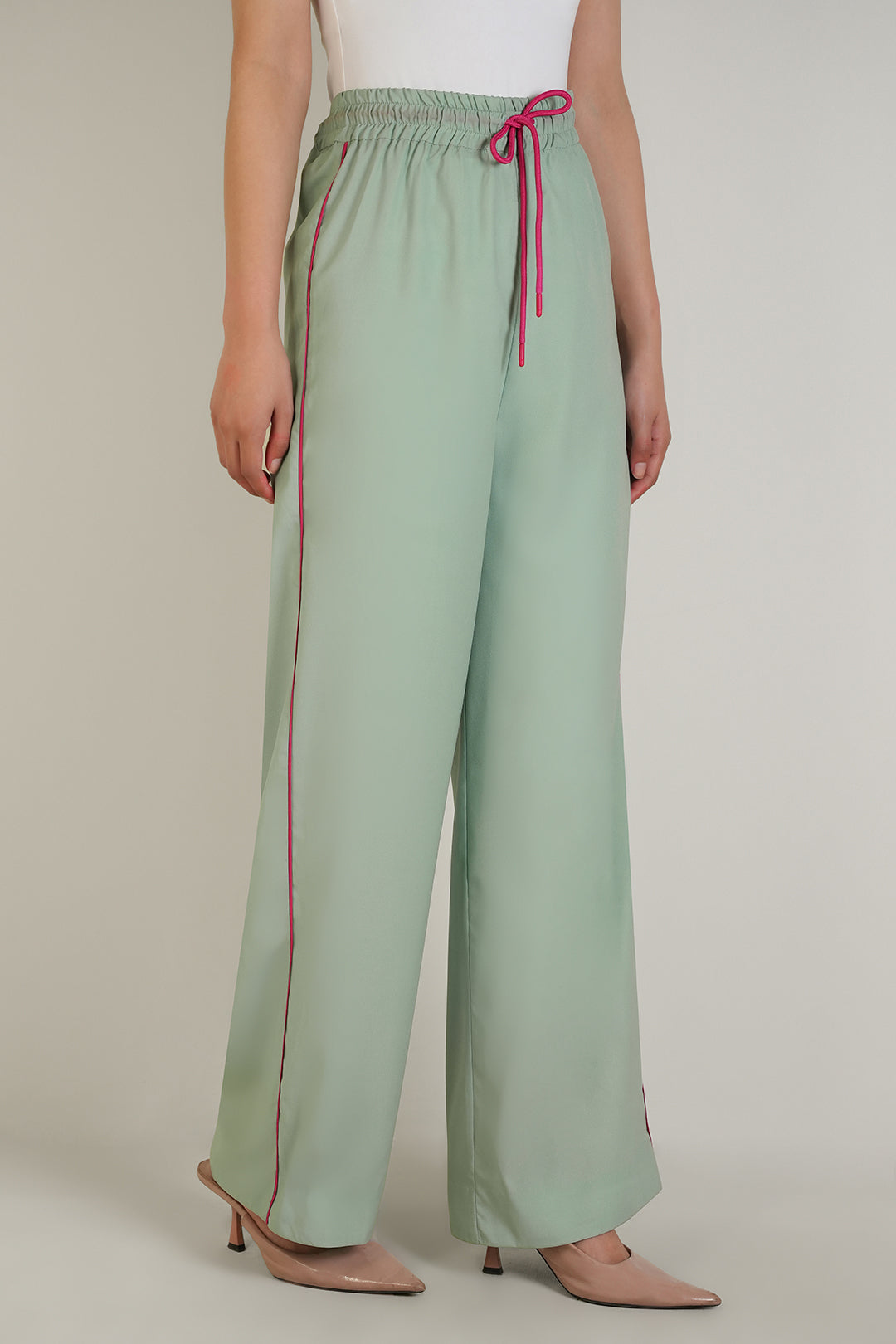 https://cdn.shopify.com/s/files/1/0611/8585/1568/files/W.SS25.192.P-2.jpg?v=1738302387