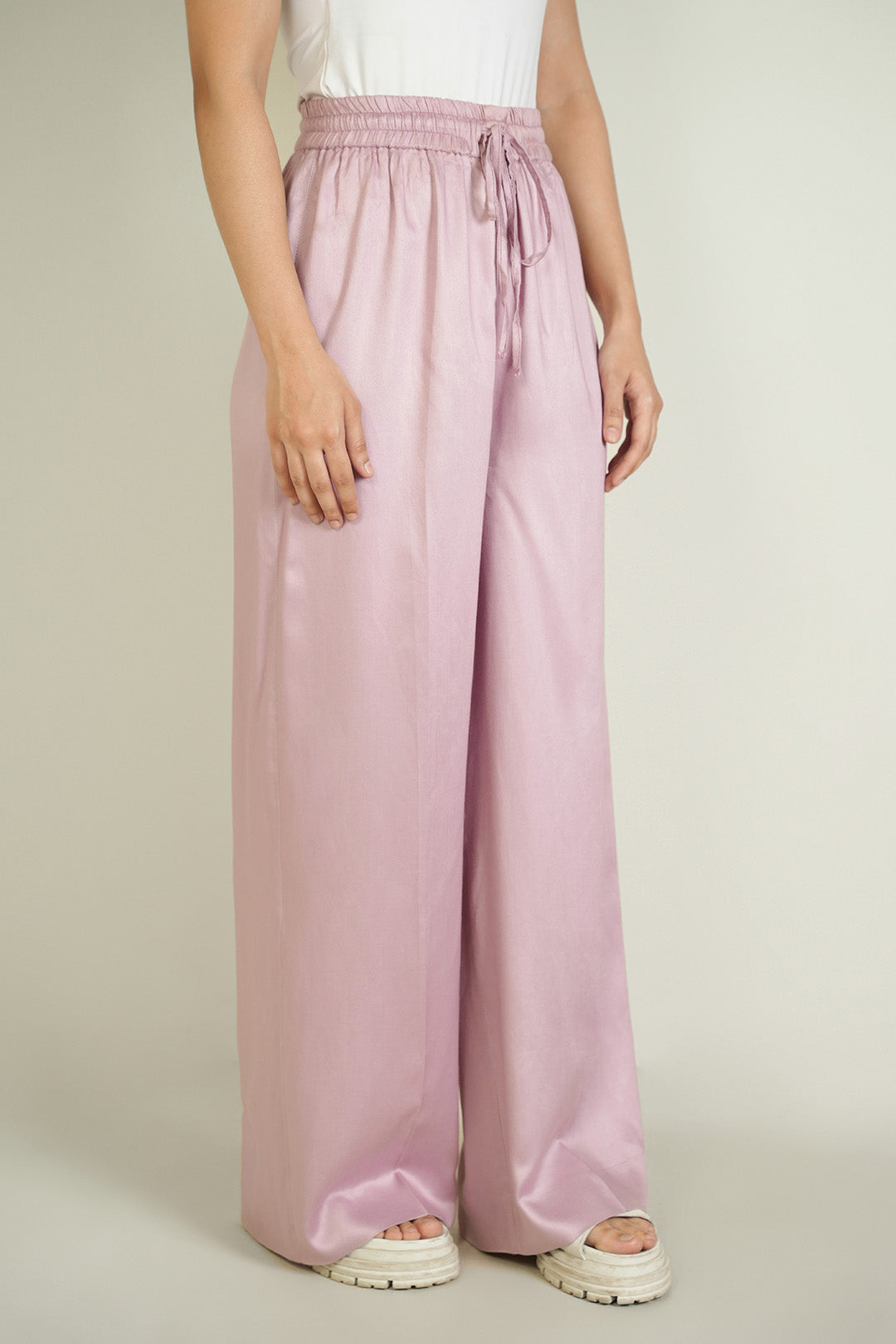 https://cdn.shopify.com/s/files/1/0611/8585/1568/files/W.SS25.403.P-2.jpg?v=1744962686