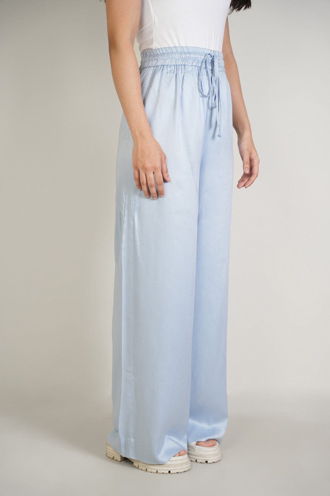 https://cdn.shopify.com/s/files/1/0611/8585/1568/files/W.SS25.429.P-2.jpg?v=1744962718