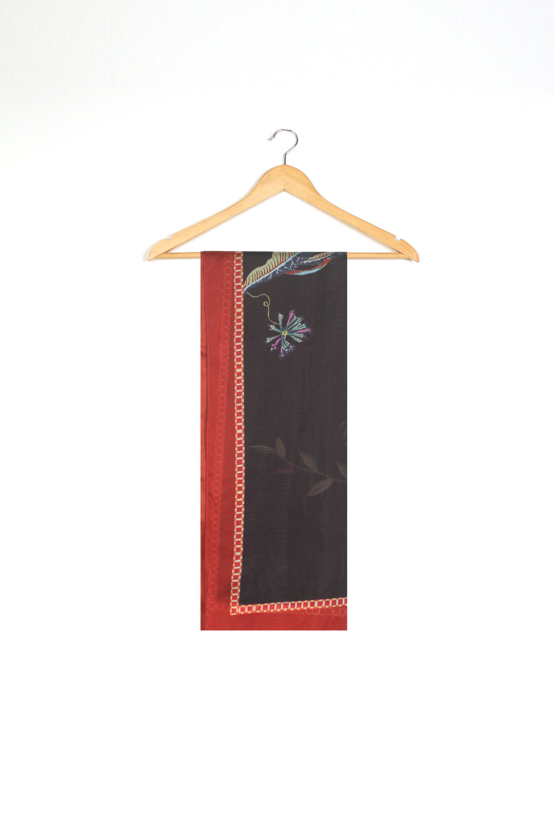 Danai Dupatta