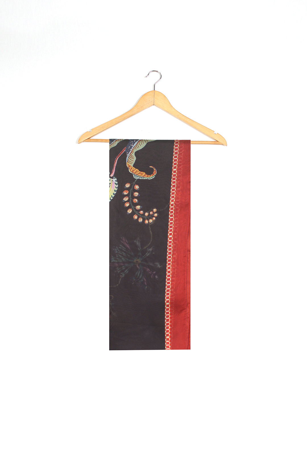 Danai Dupatta