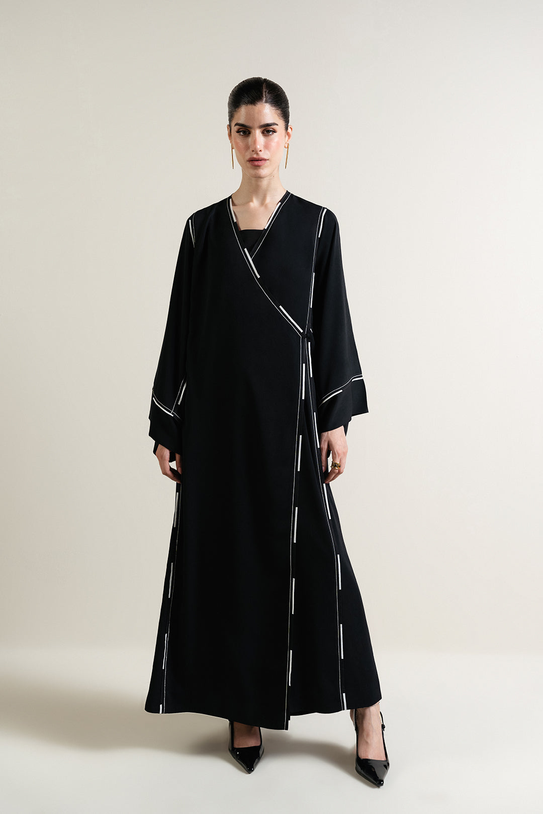 https://cdn.shopify.com/s/files/1/0611/8585/1568/files/W.SS25.538.T-1.jpg?v=1750939442