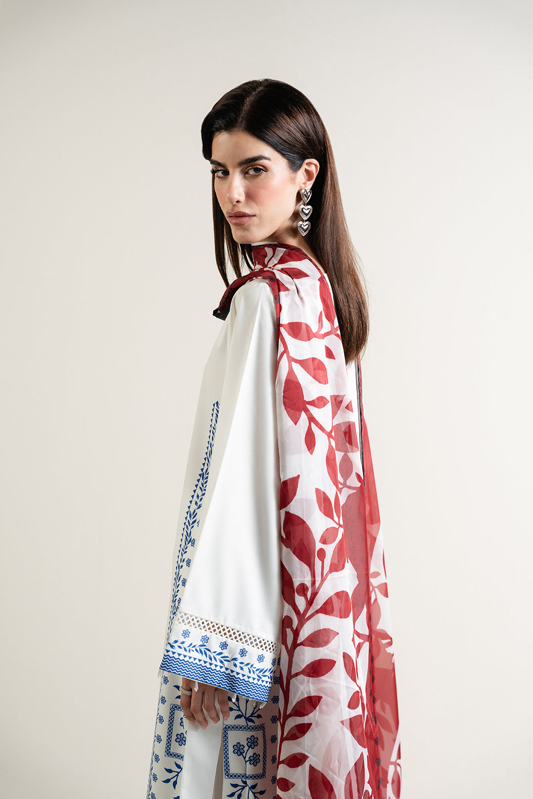Gulmair Dupatta