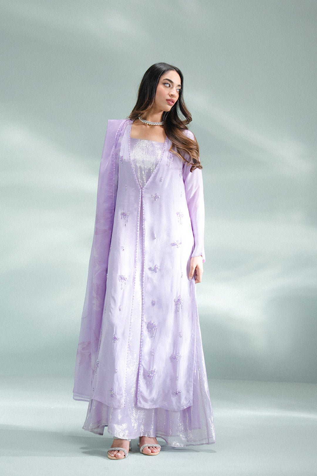 https://cdn.shopify.com/s/files/1/0611/8585/1568/files/W.SS25.639.T-3.jpg?v=1747984256