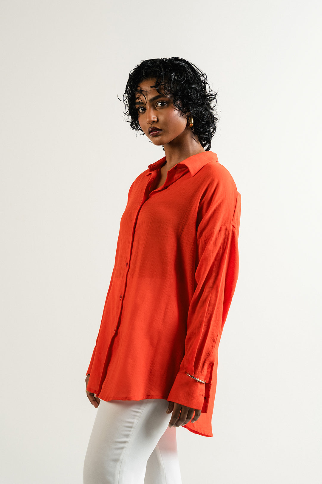 https://cdn.shopify.com/s/files/1/0611/8585/1568/files/W.SS25.647.T-3.jpg?v=1752153838