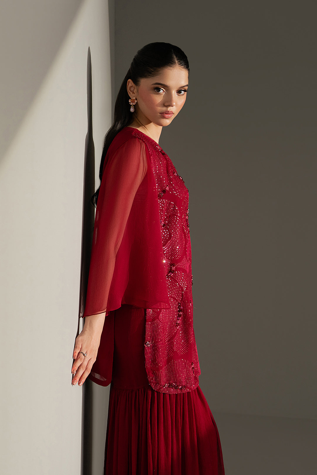 https://cdn.shopify.com/s/files/1/0611/8585/1568/files/W.SS25.695.T-3.jpg?v=1755244938