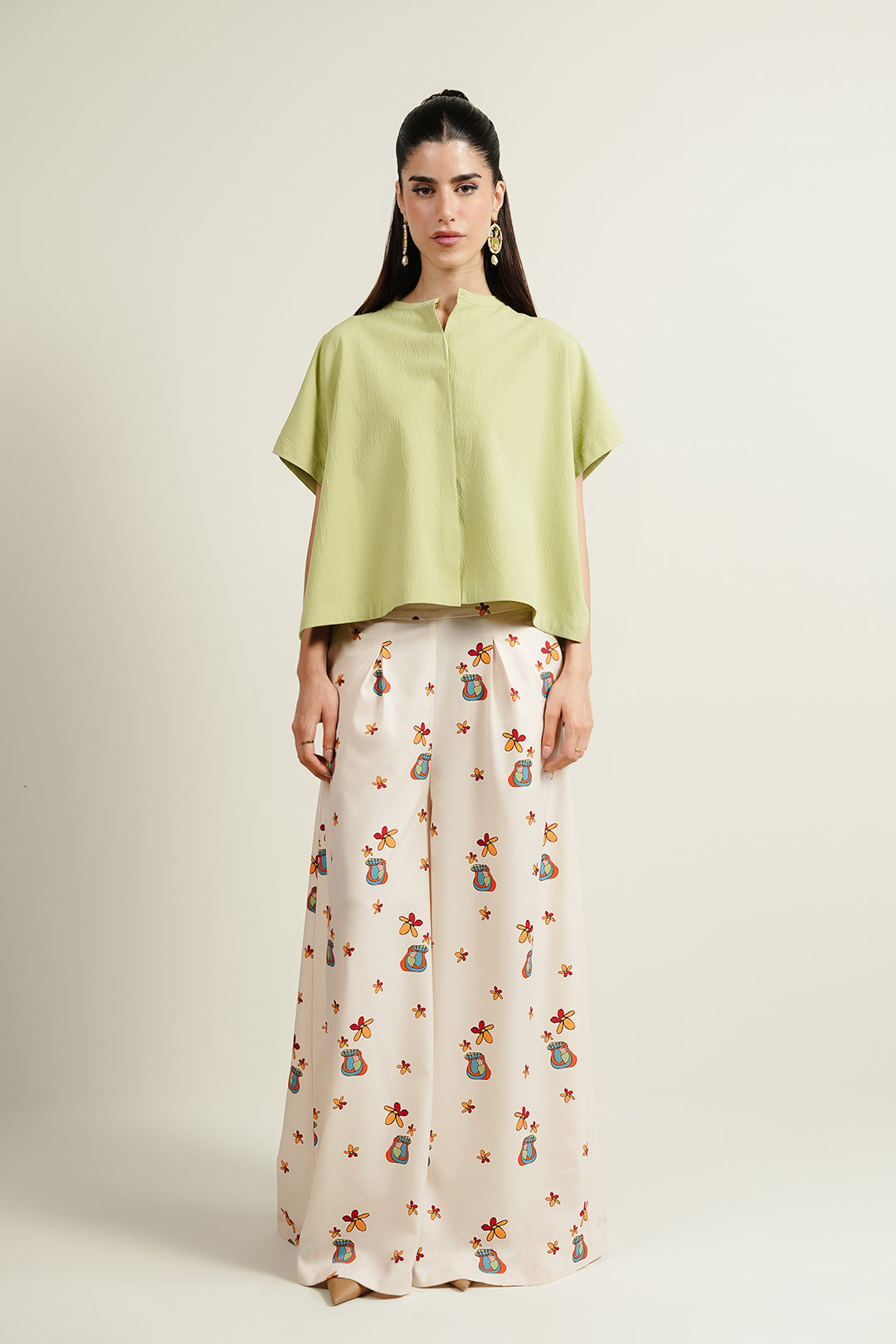 https://cdn.shopify.com/s/files/1/0611/8585/1568/files/W.SS25.797.T-1.jpg?v=1754636459