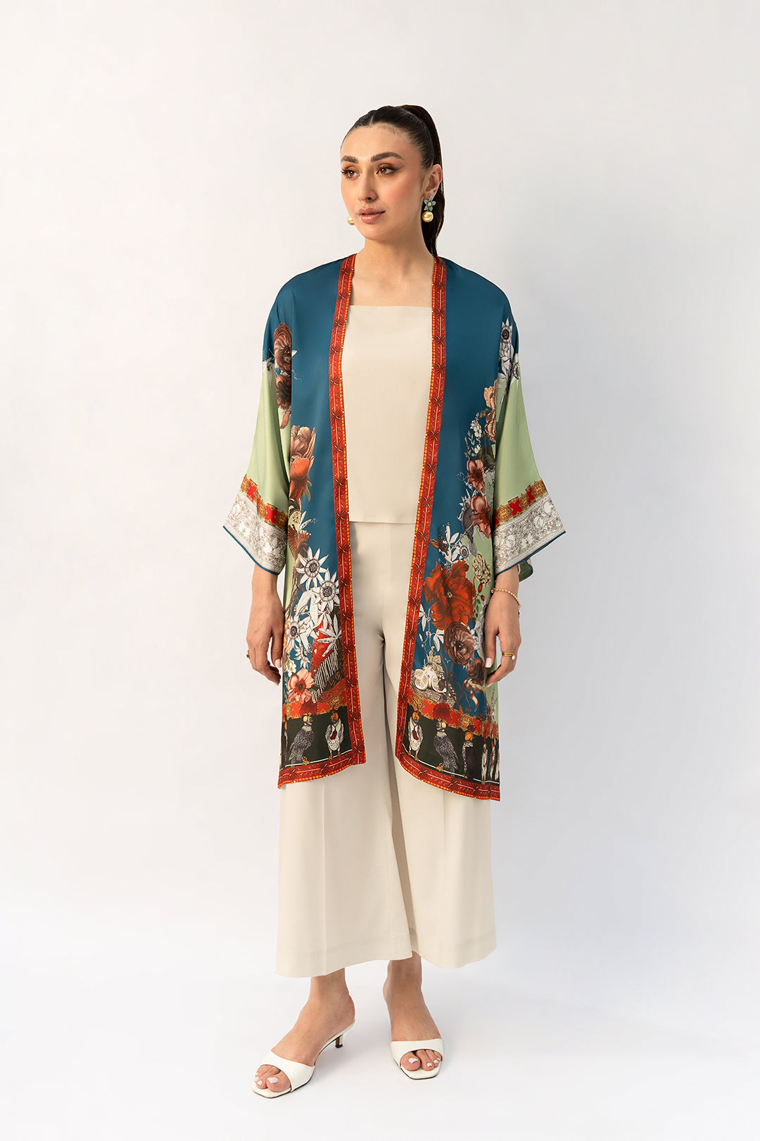 https://cdn.shopify.com/s/files/1/0611/8585/1568/files/W.SS25.930.T-1.jpg?v=1758802982