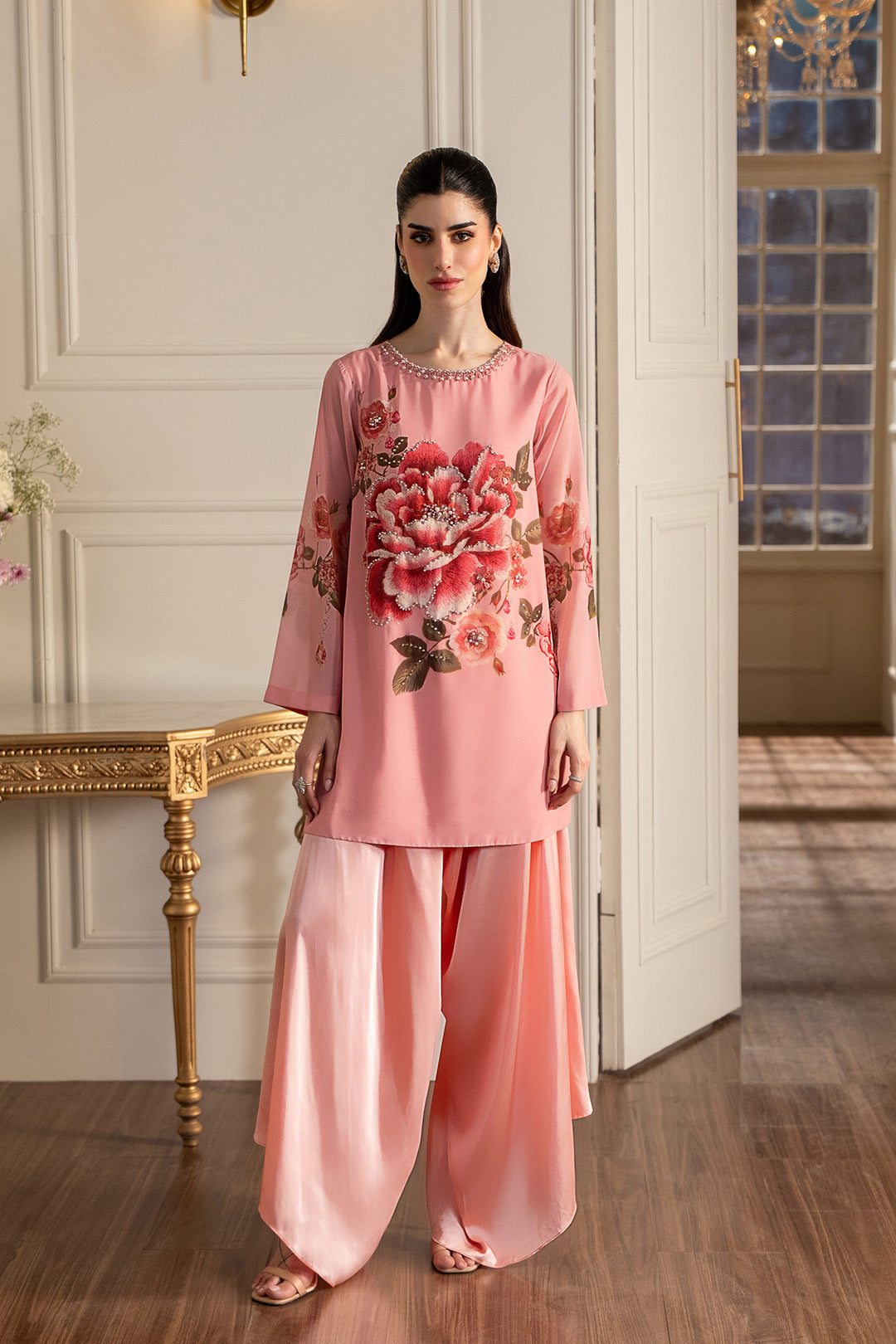 https://cdn.shopify.com/s/files/1/0611/8585/1568/files/W.SS26.022.T-1.jpg?v=1772707910