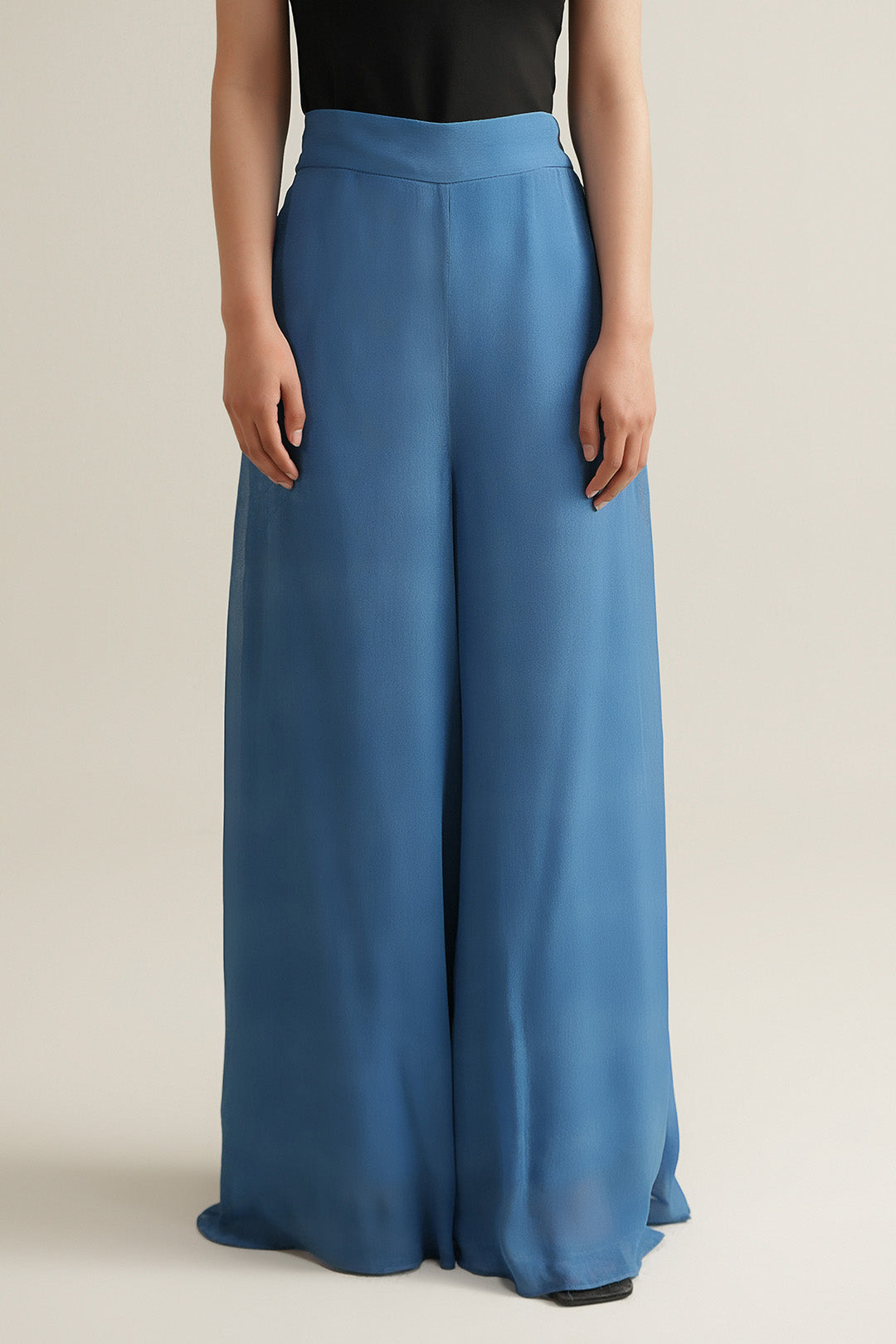 https://cdn.shopify.com/s/files/1/0611/8585/1568/files/W.SS26.095.P-3.jpg?v=1772106649